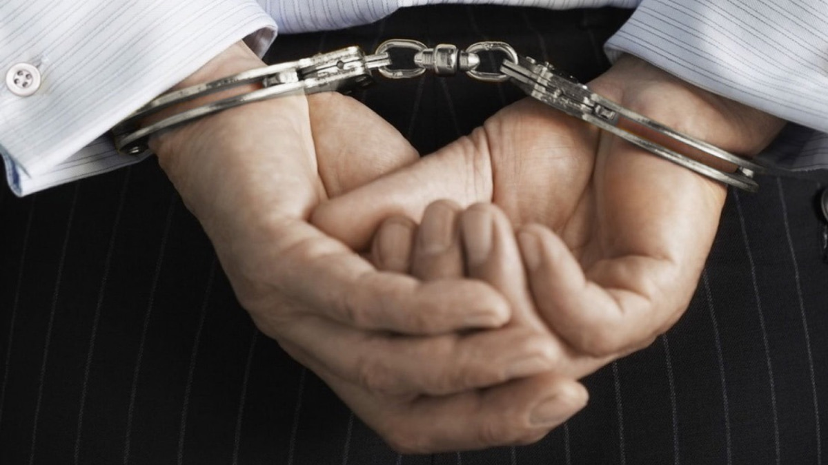 Woman Civil Servant Suspected as Kingpin in Forged Medical Leave Certificate Racket